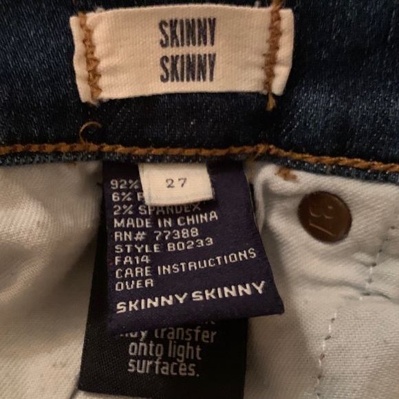 Madewell distressed skinny skinny ripped jeans - Picture 8 of 10